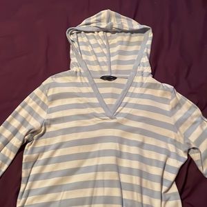 Long sleeve hooded top